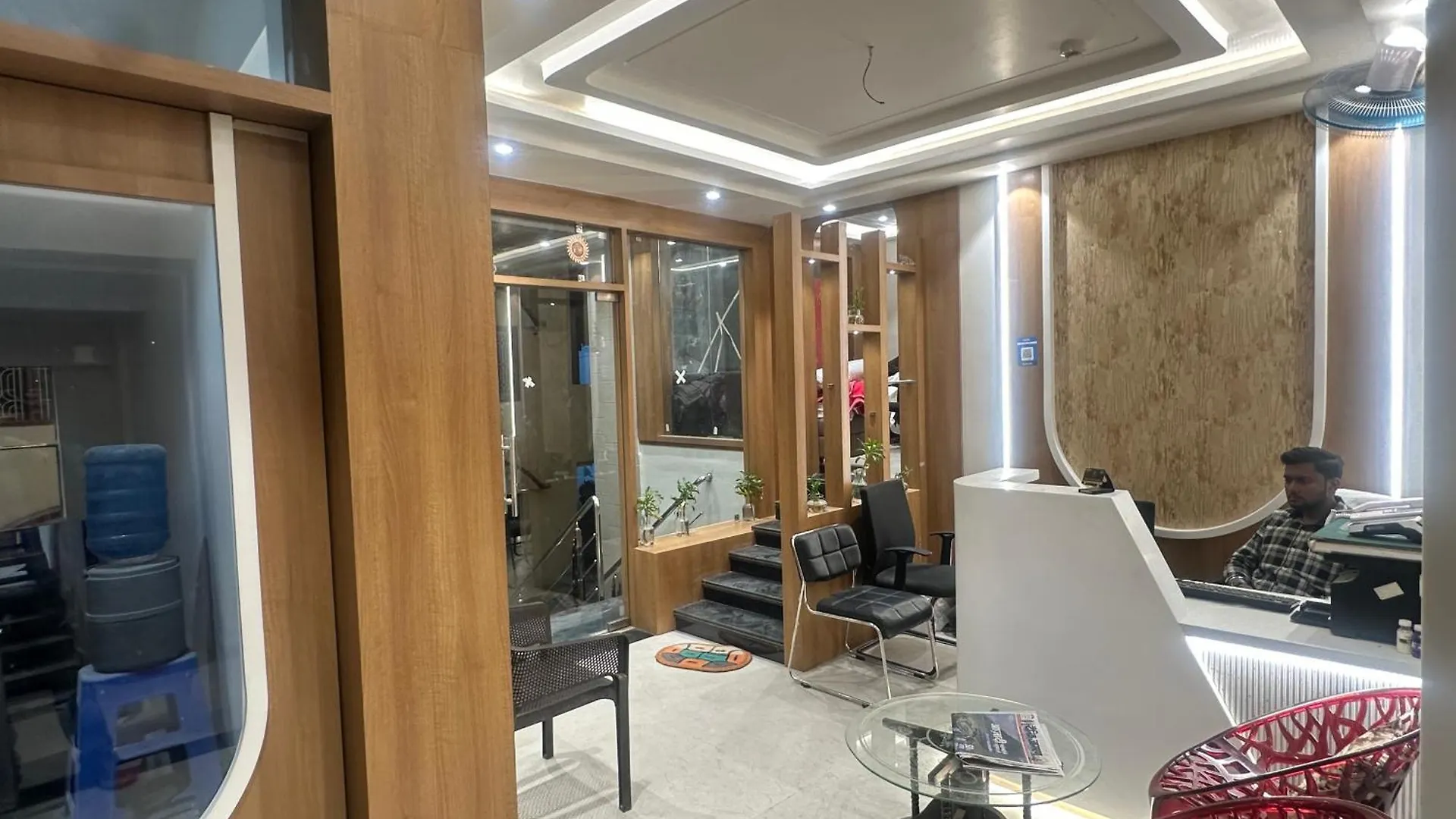 Hotel Deep Palace 바라나시