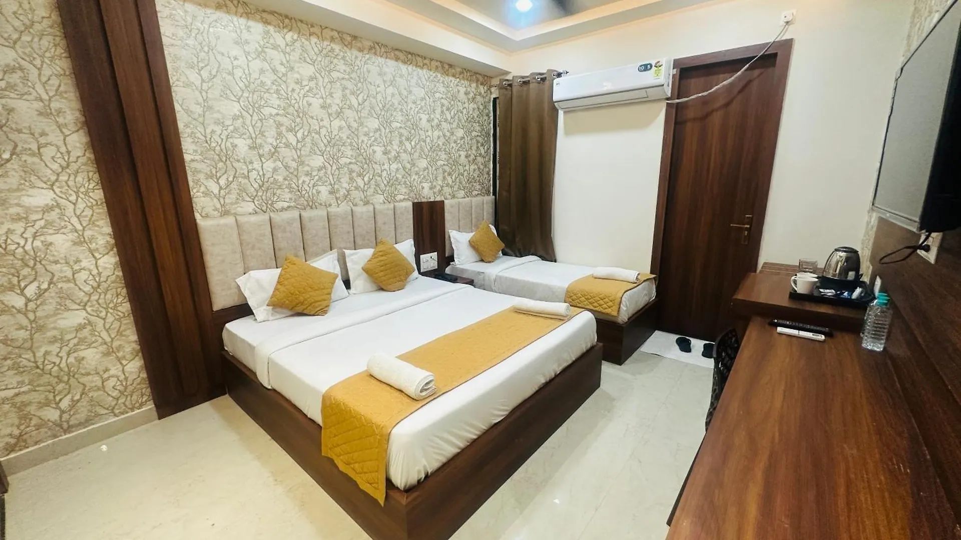 Hotel Deep Palace Váránaszi India